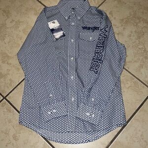 Wrangler shirt